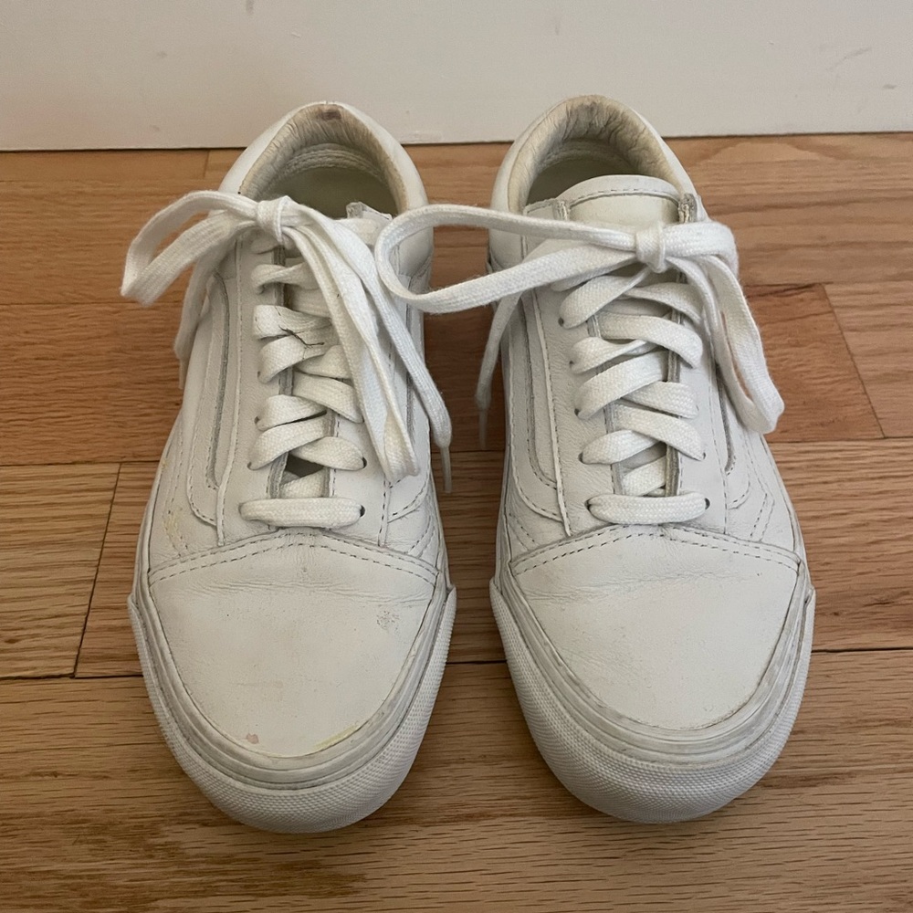 Vans - white leather sneaker